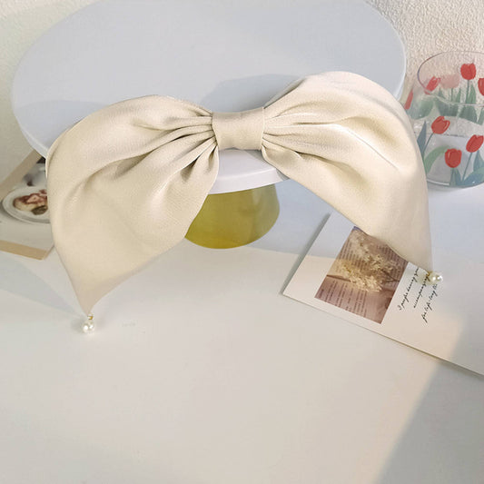 SATIN HAIR CLIP - BEIGE