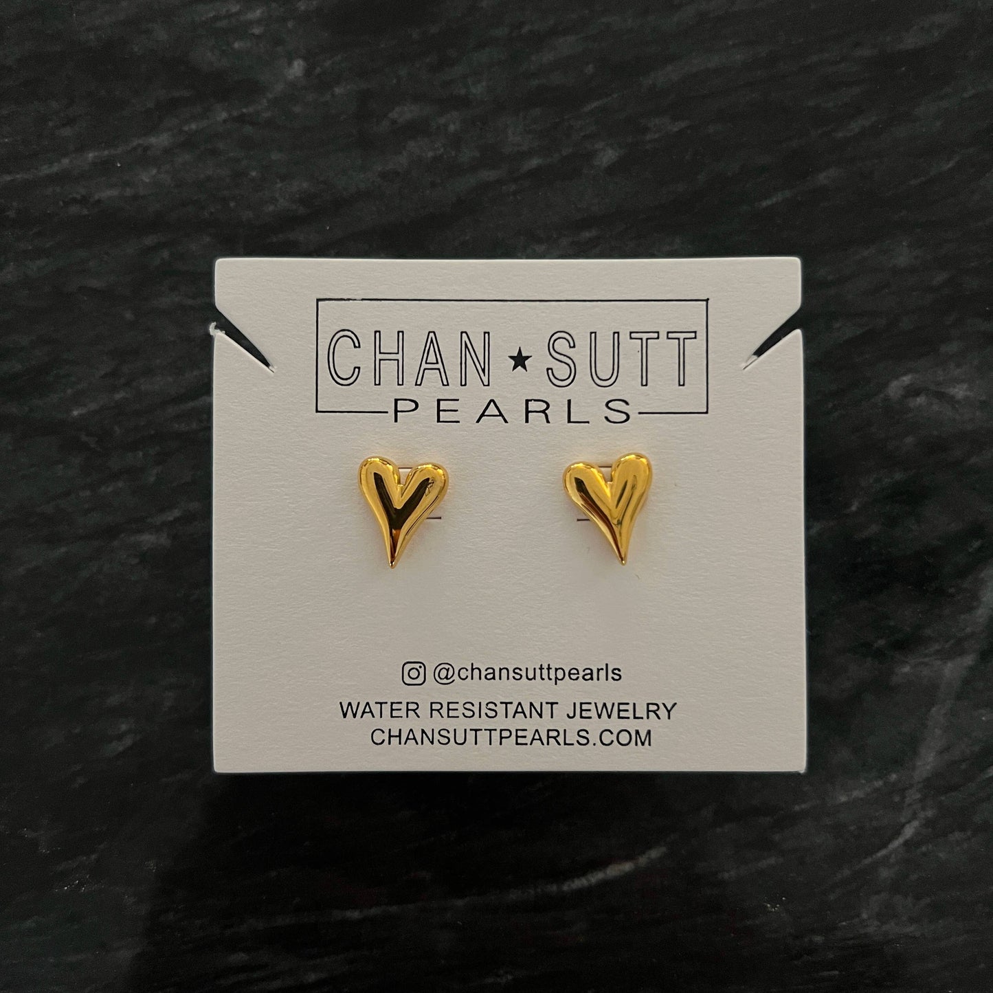 HEART STUDS - GOLD