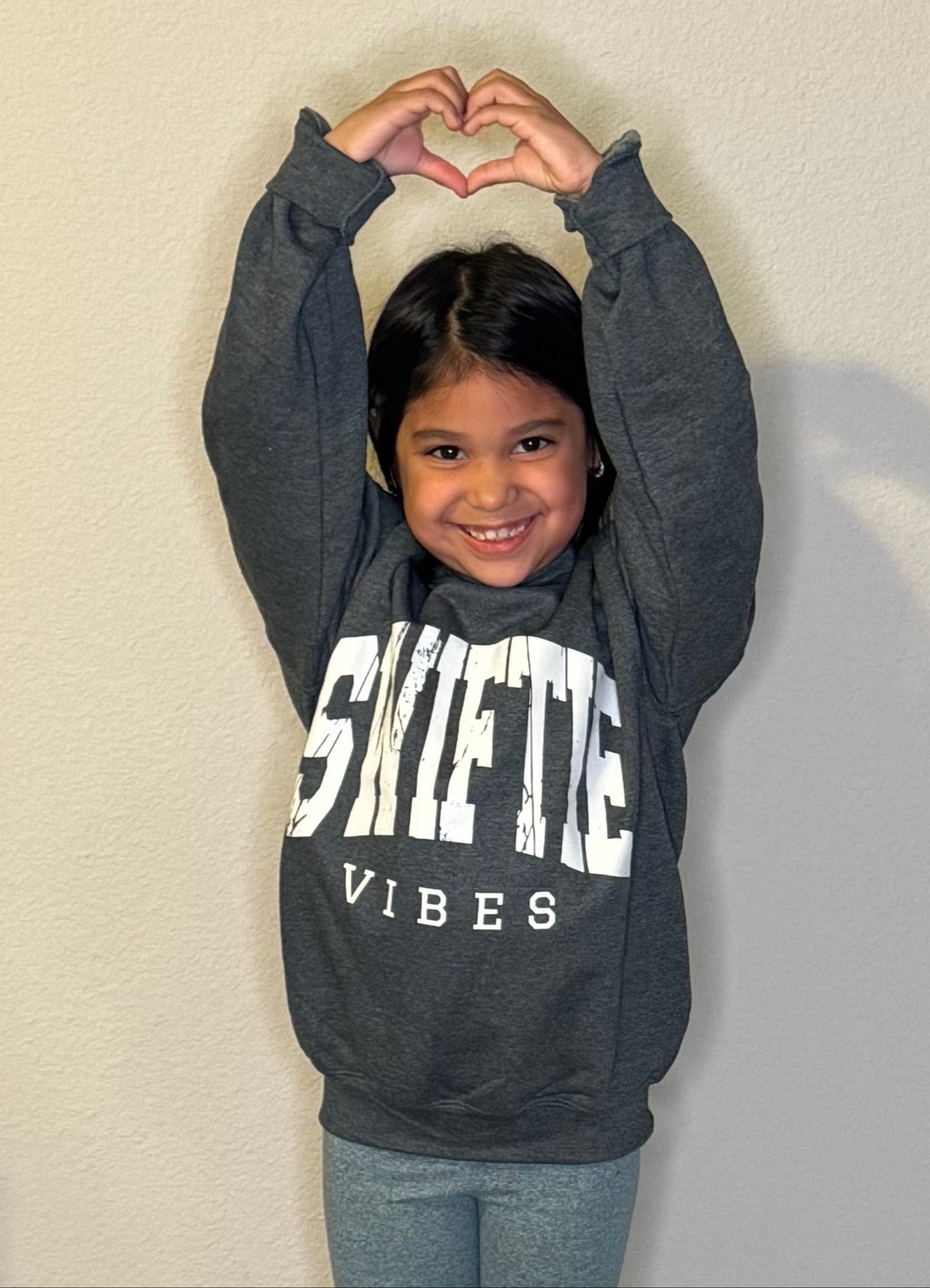 SWIFTIE VIBES SWEATSHIRT