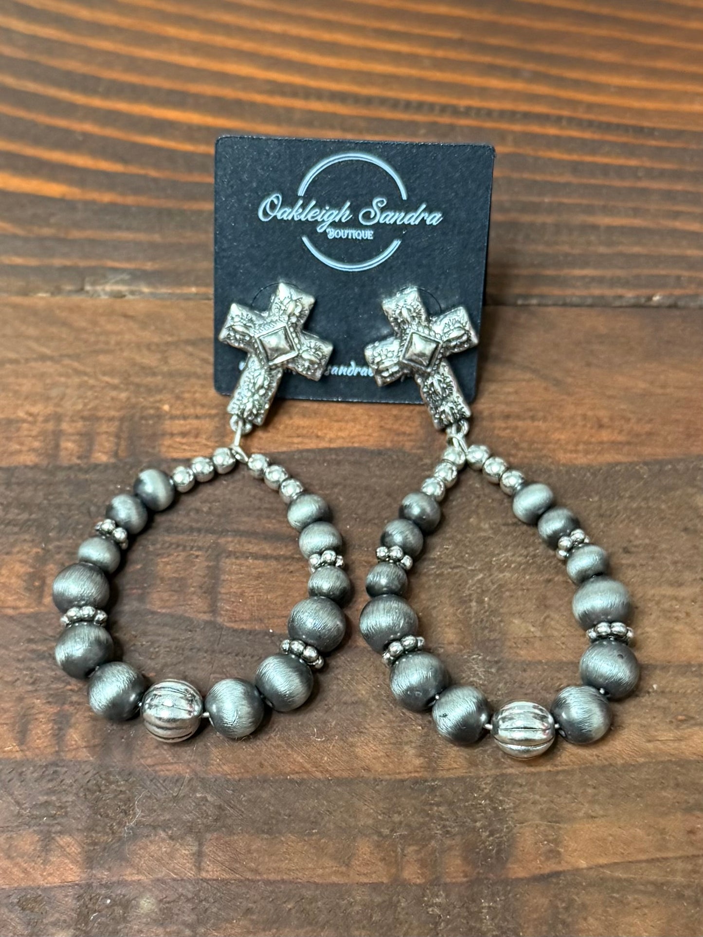 NAVAJO PEARL EARRINGS