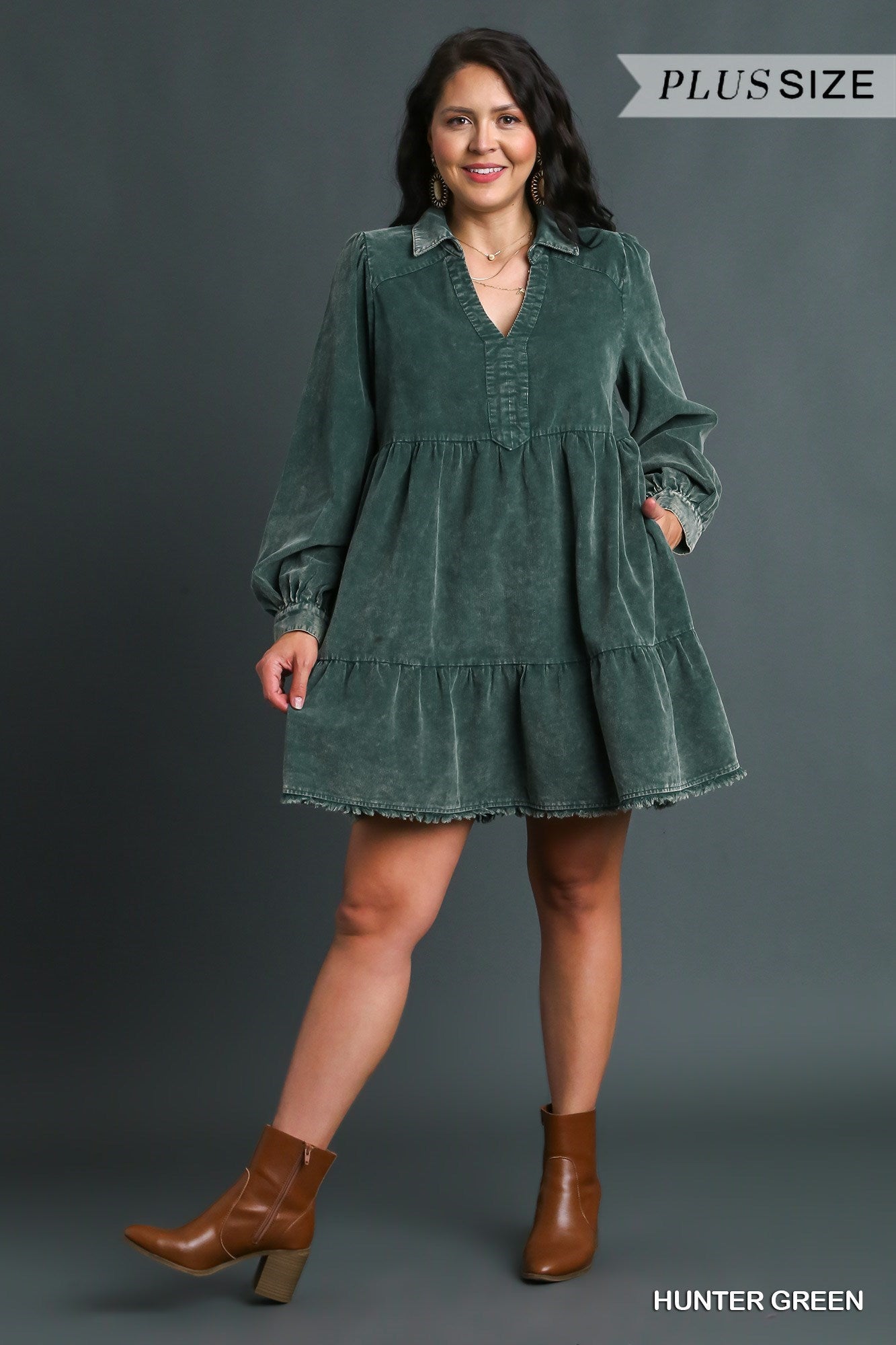 COOLER DAYS COMING DRESS - HUNTER GREEN