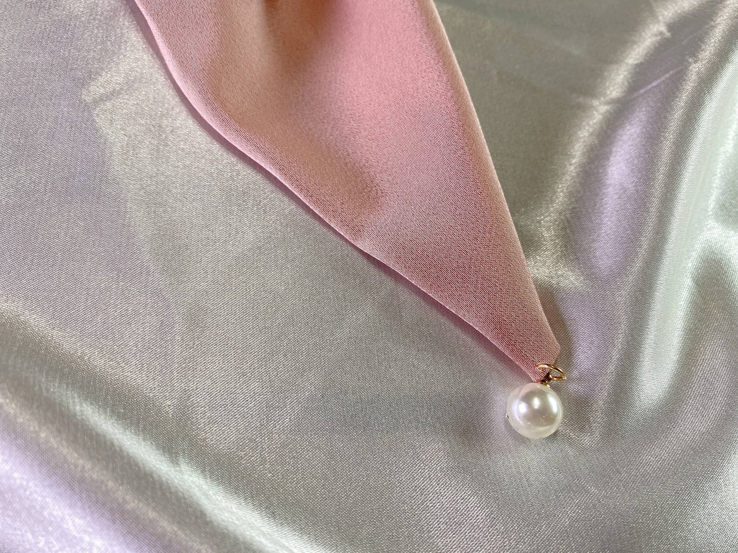 SATIN HAIR CLIP - PINK