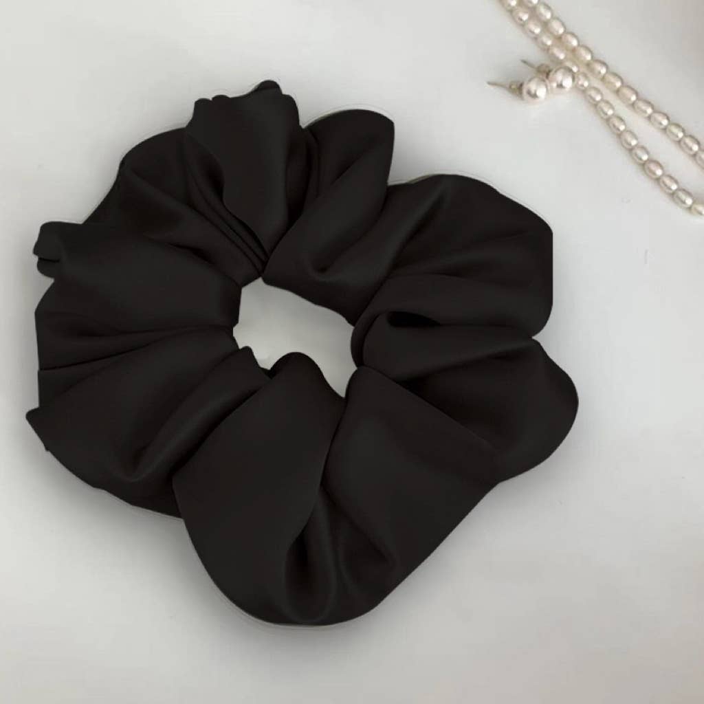 OVERSIZED SATIN SCRUNCHIE - BLACK