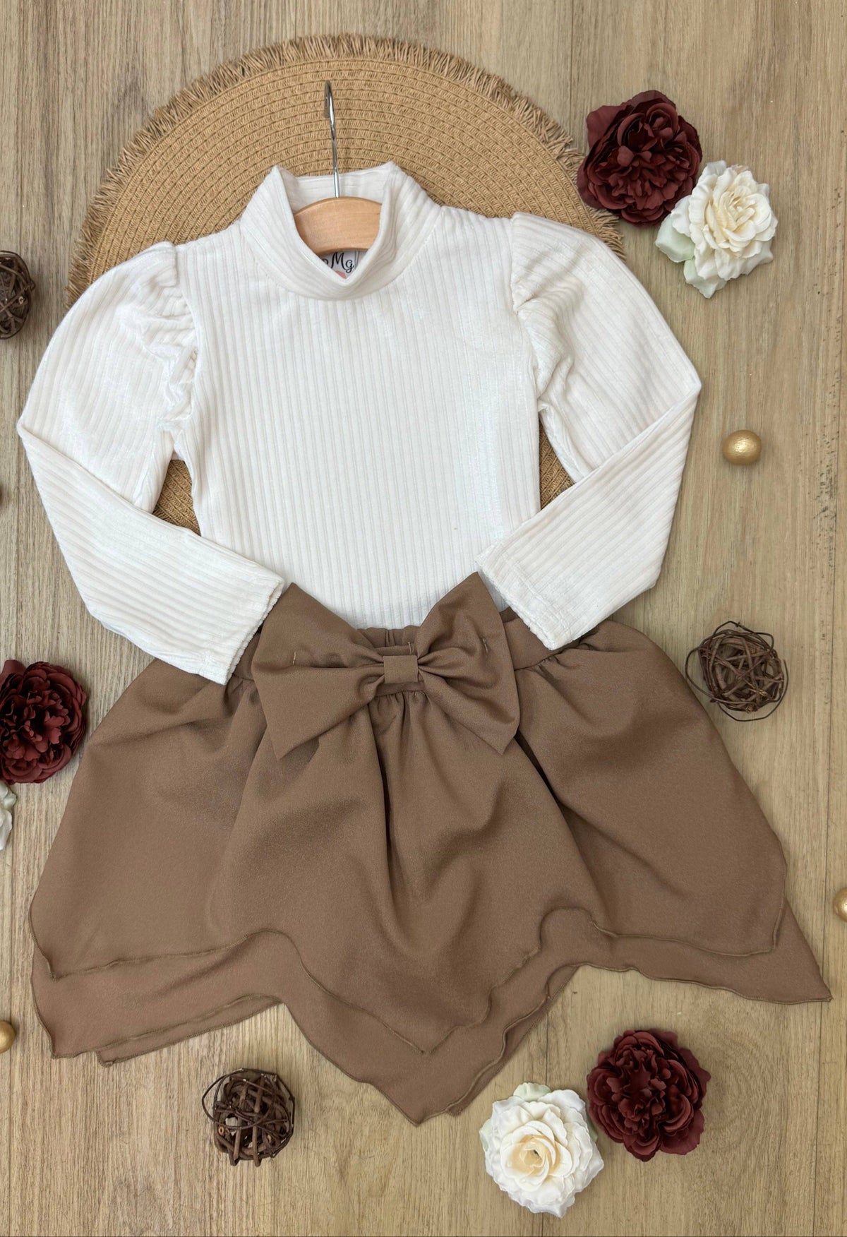 HOOTIN' ANNIE TOP AND SKIRT SET