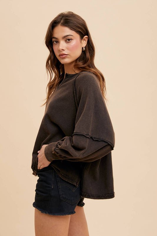 COMFORTABLE PULLOVER TOP