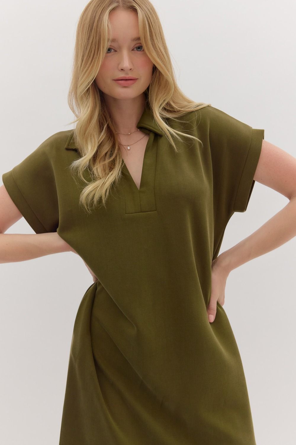 CAPTIVE AUDIENCE DRESS - OLIVE