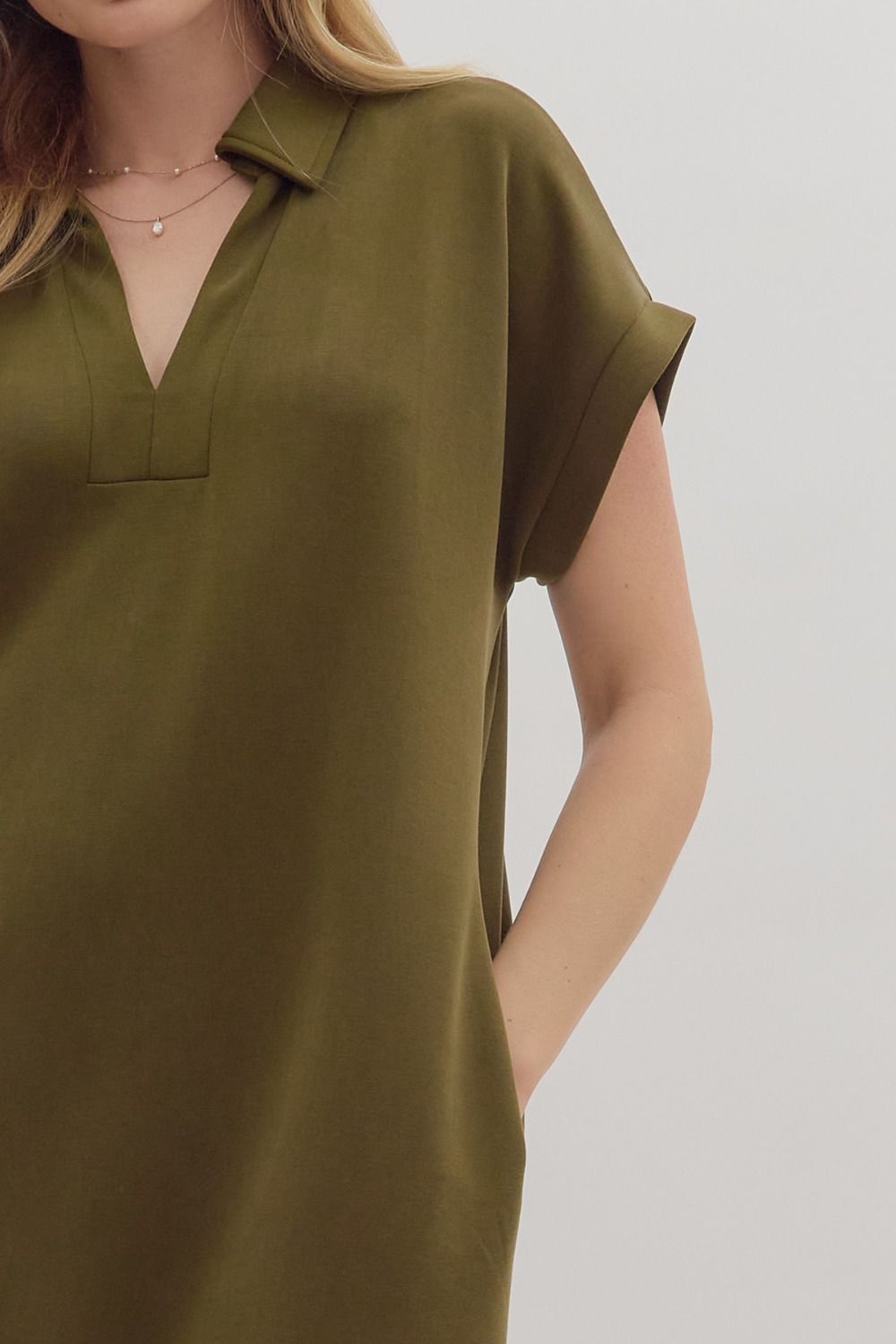 CAPTIVE AUDIENCE DRESS - OLIVE