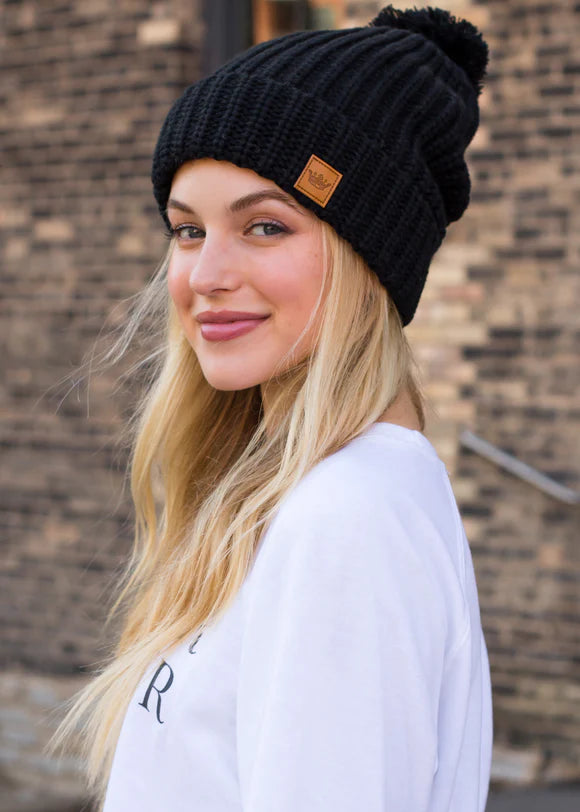 BLACK SLOUCHY KNIT HAT