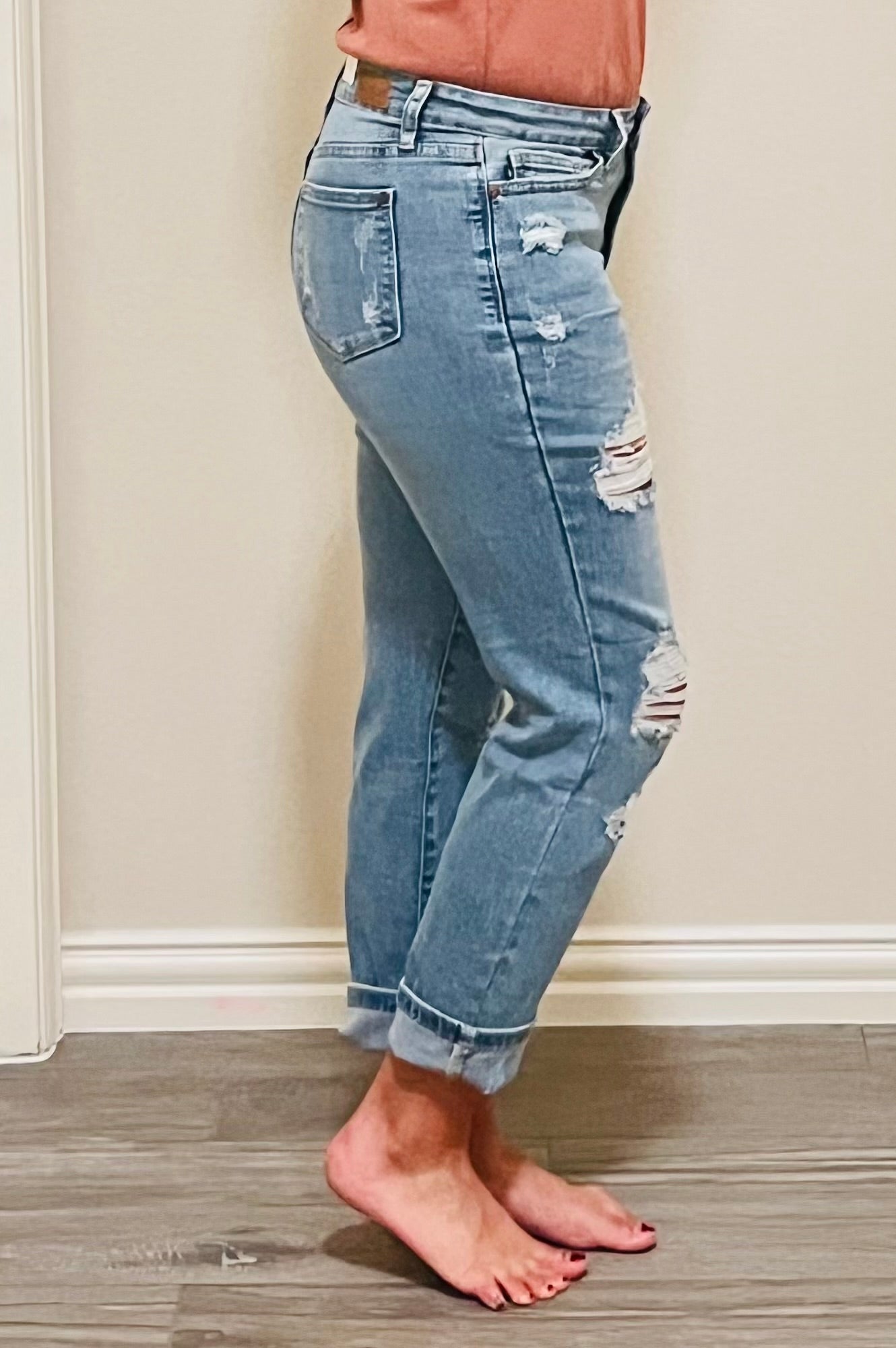 JUDY BLUE DESTROYED BOYFRIEND JEANS
