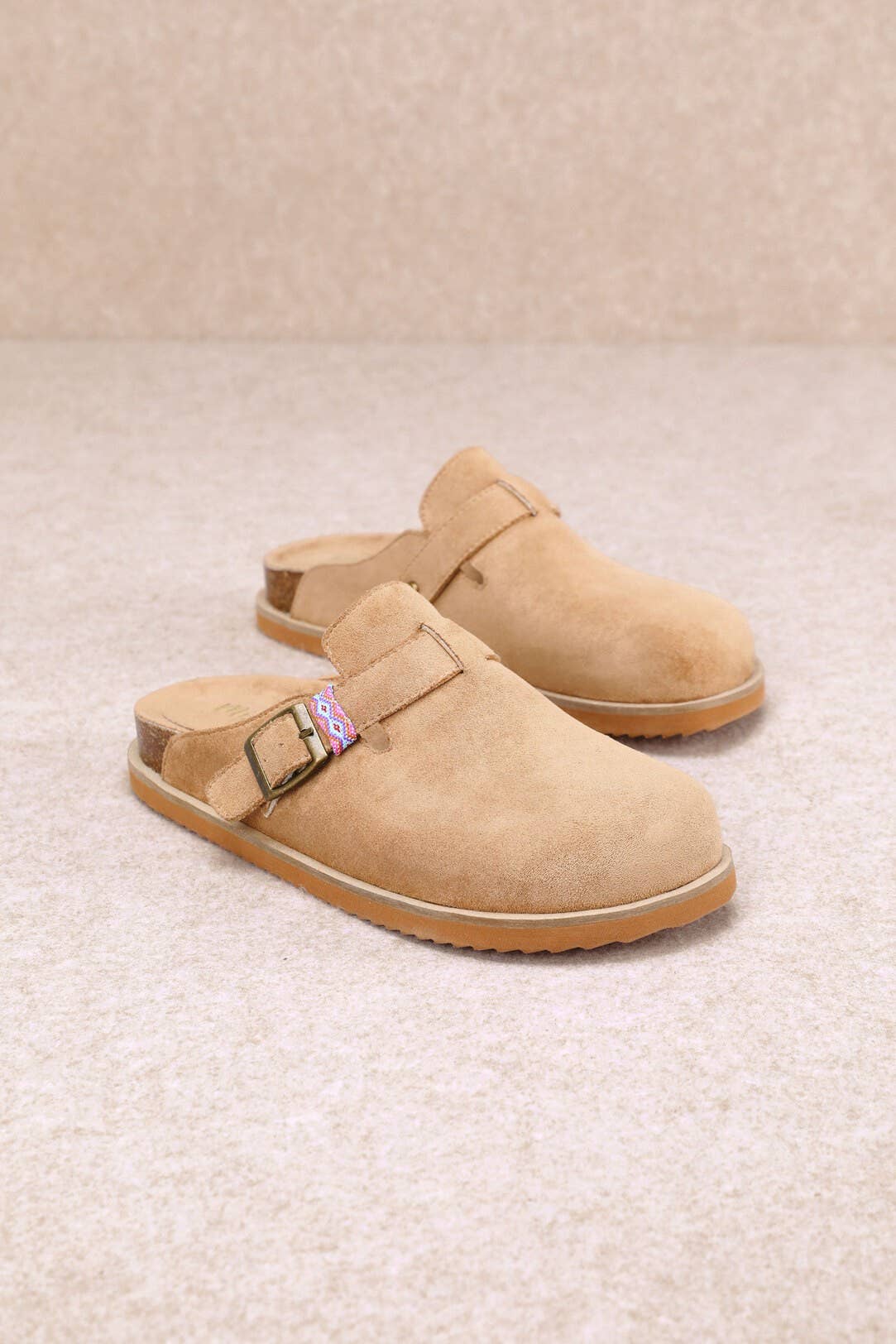 CAPRI SUEDE CLOG