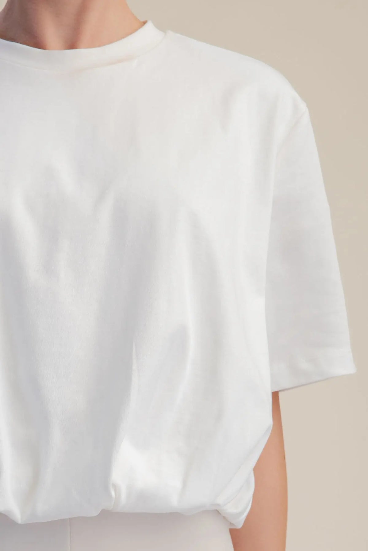 EVERYDAY CROP TEE - WHITE