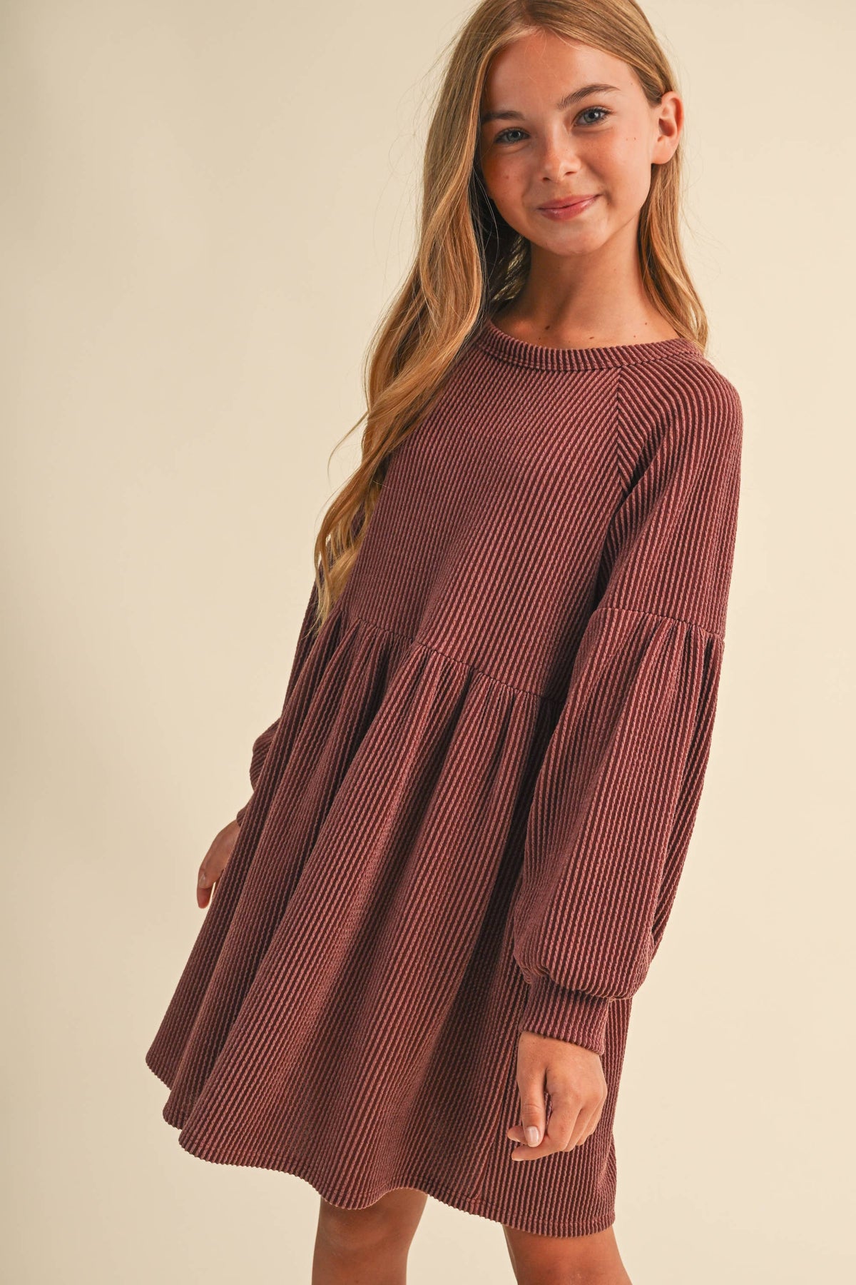 TWEEN KIDS GIRLS BABYDOLL KNIT DRESS (7-14): RAISIN / 9/10