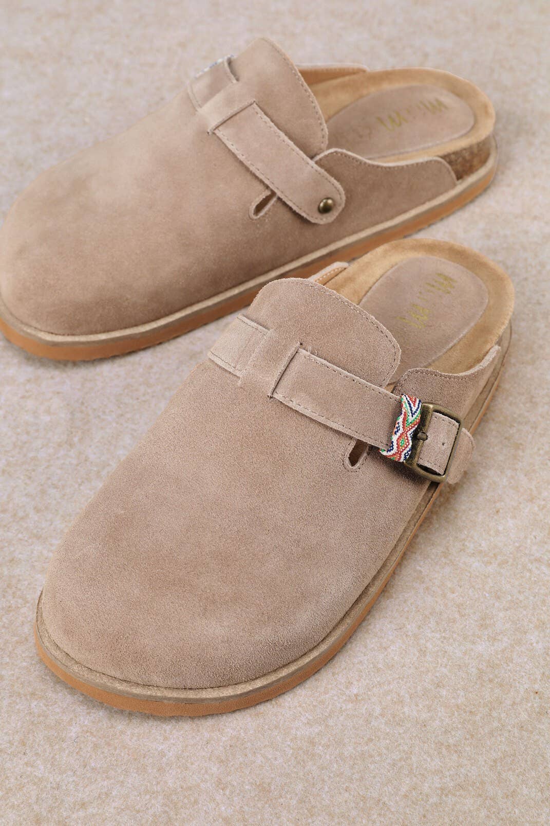 CAPRI SUEDE CLOG
