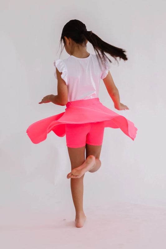 GINNIE TWIRL SKORT - NEON PINK