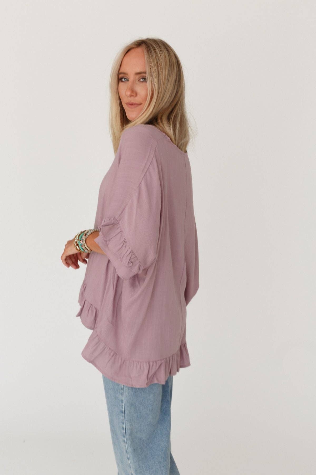 LET ME BE RUFFLED TOP