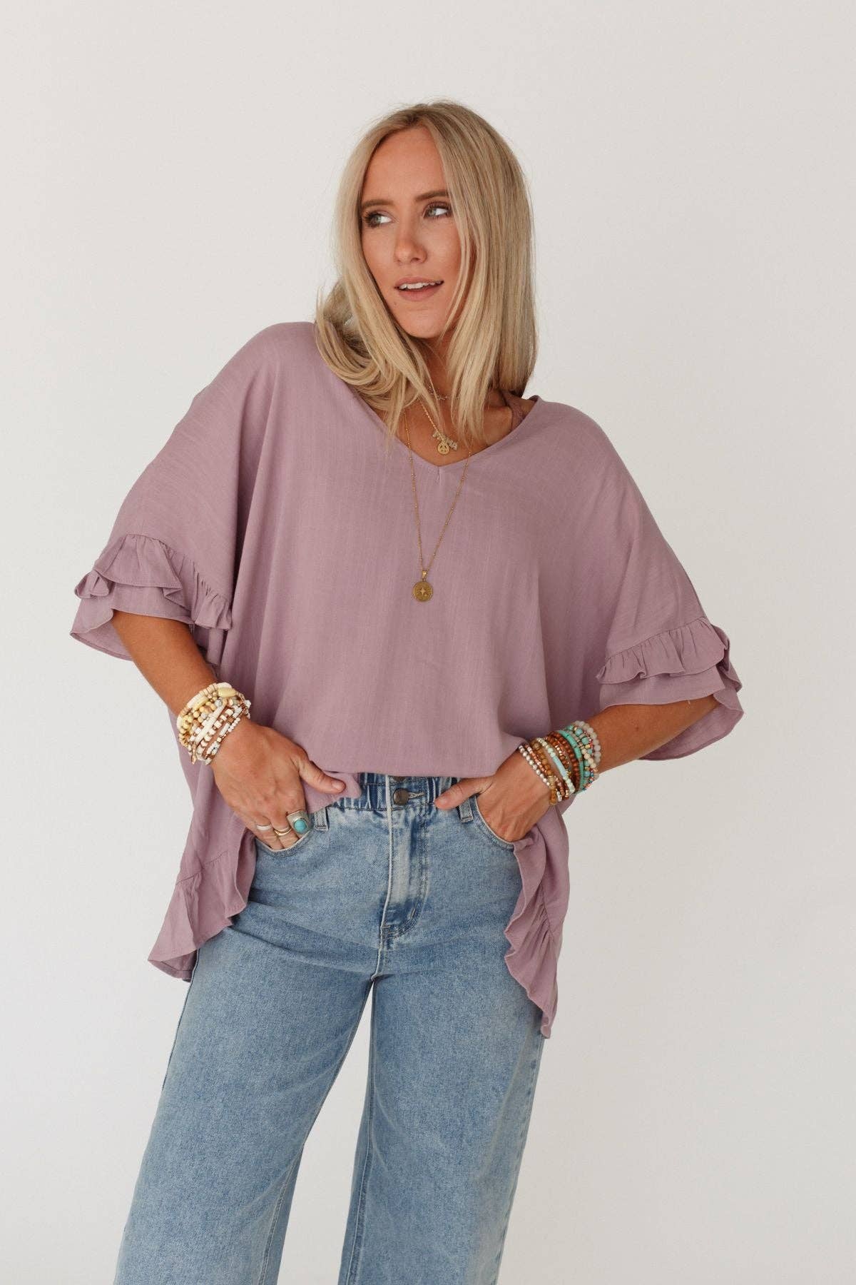 LET ME BE RUFFLED TOP