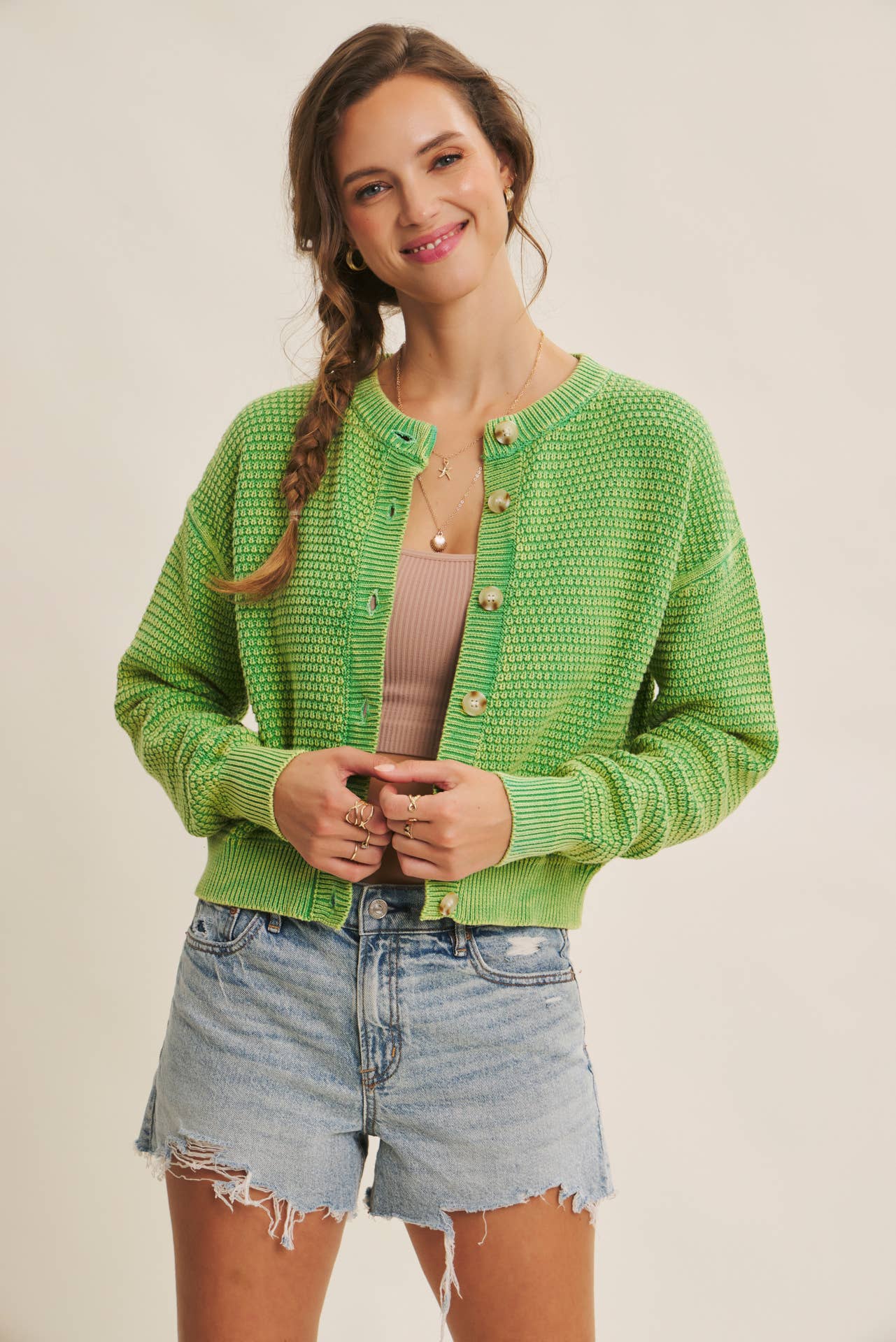PERFECT FOR ANY SEASON MINERAL-WASHED CABLE KNIT CARDIGAN: PALE MAUVE / S