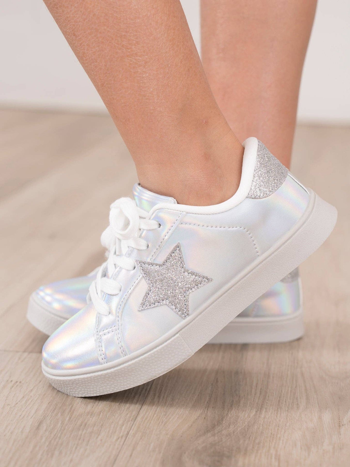 HOLOGRAPHIC SPARKLE STAR SNEAKERS - SILVER