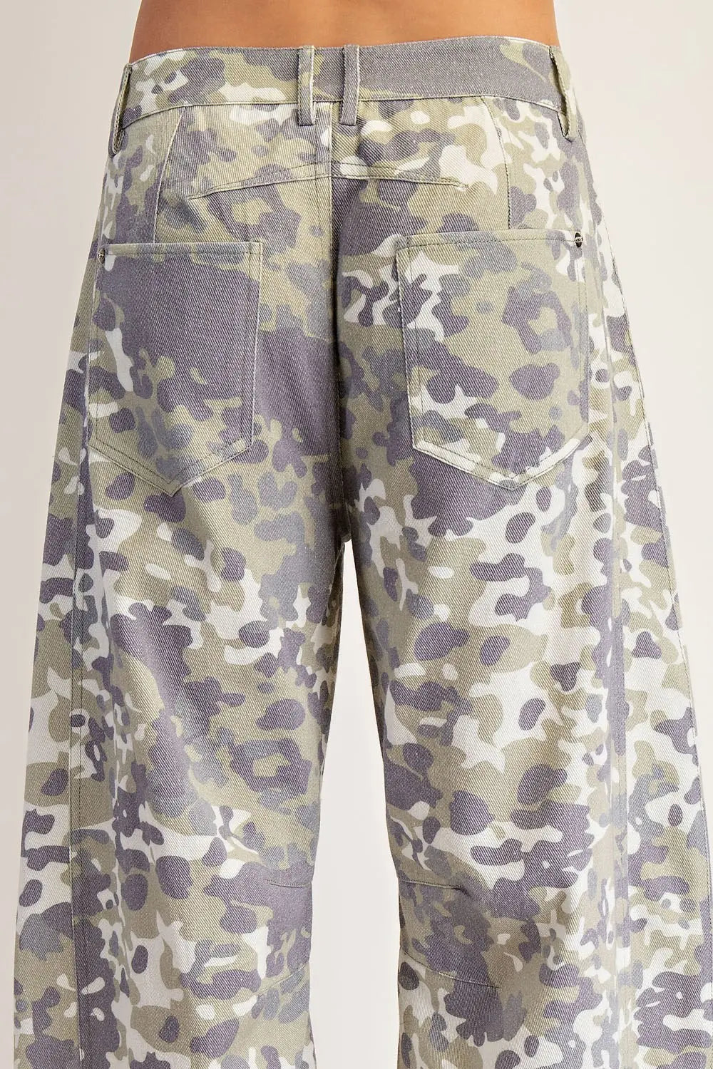 SAGE CAMO BARREL JEANS