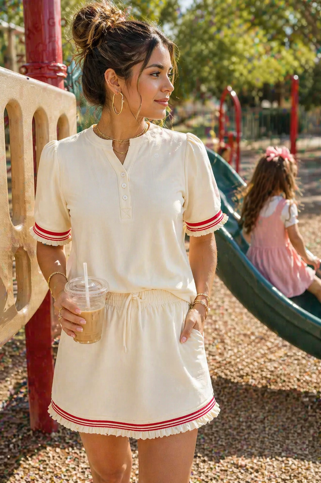 PLAYFUL MOMENT SET