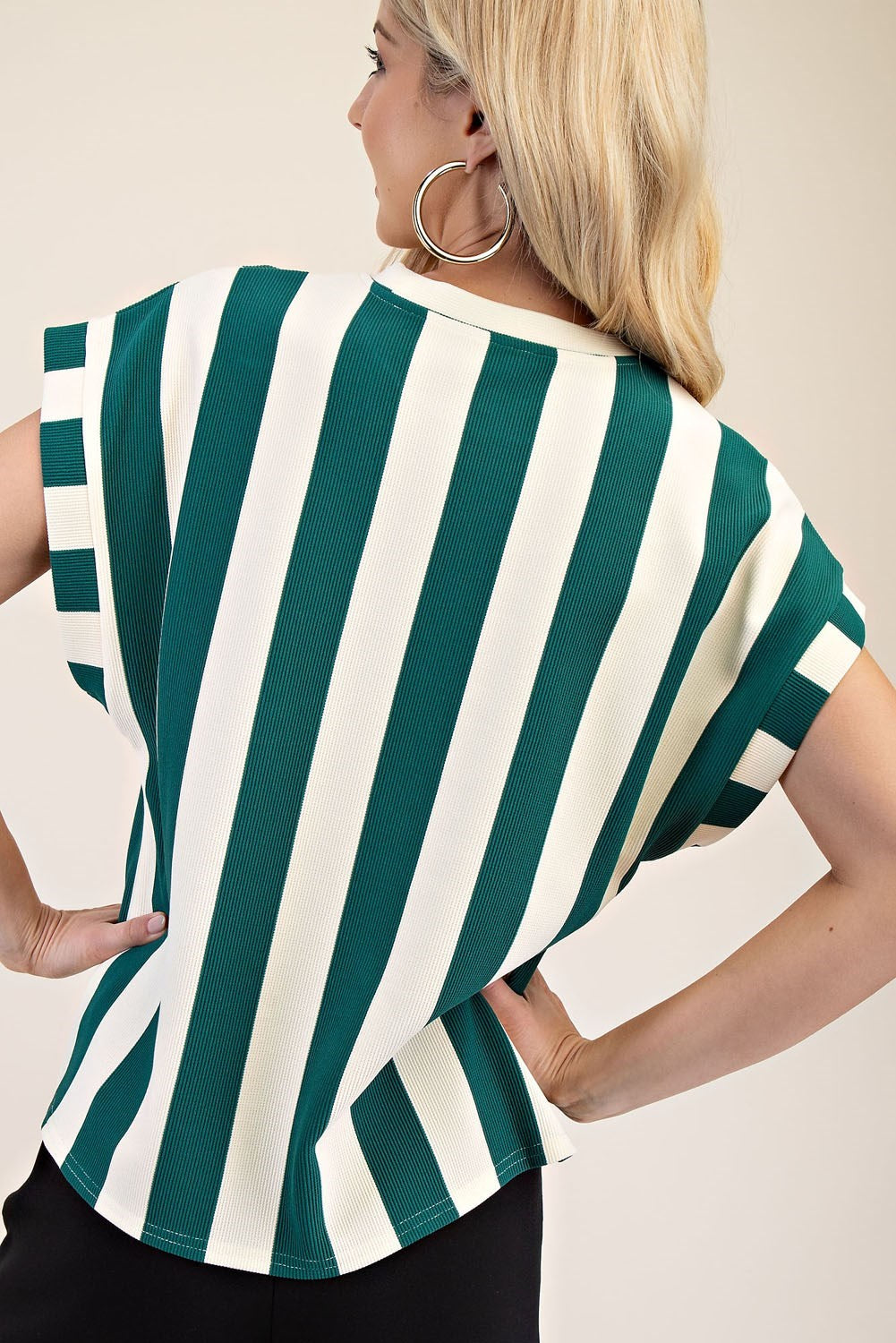 FUN STRIPED TOP - GREEN