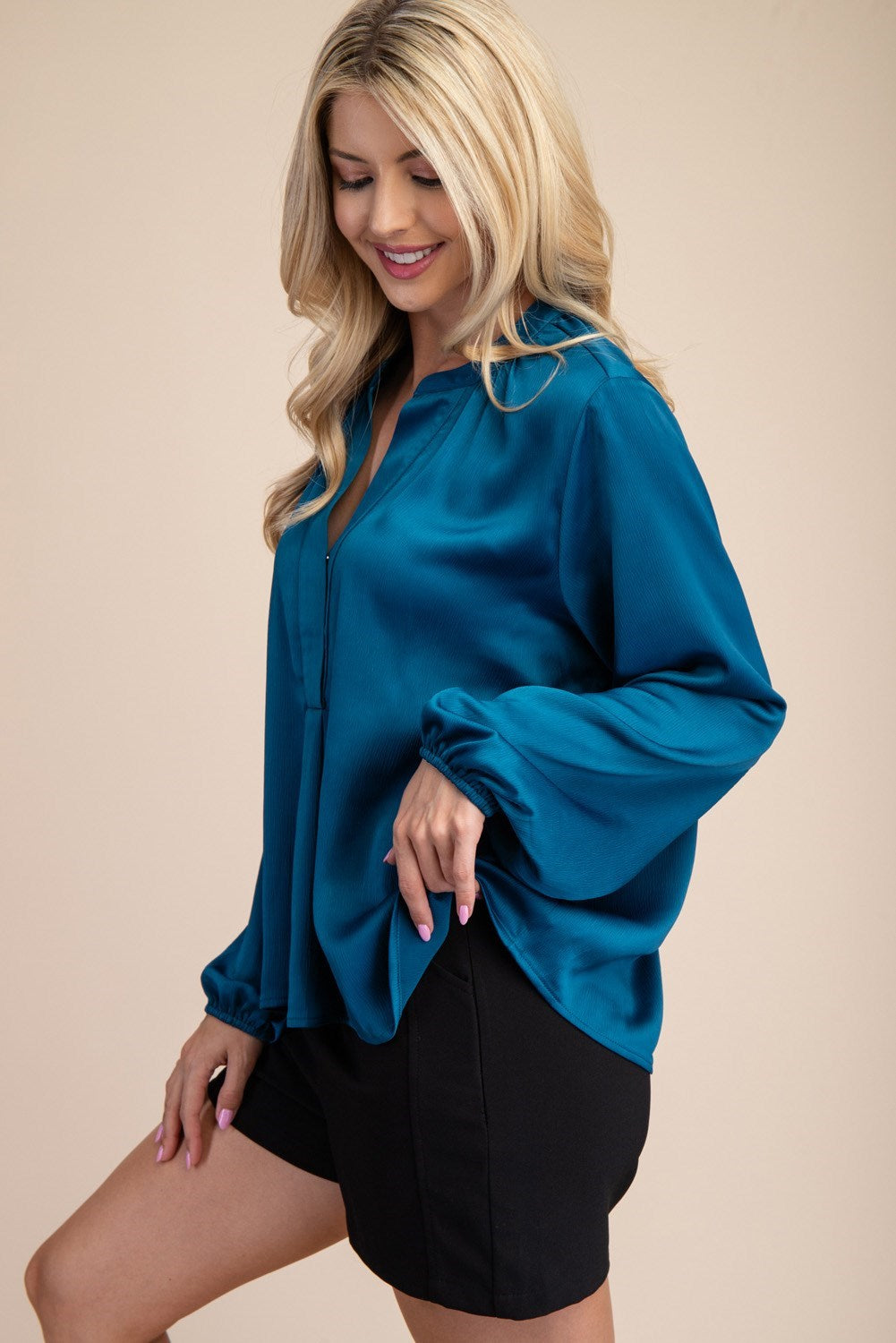 SENSIBLE ELEGANCE TOP