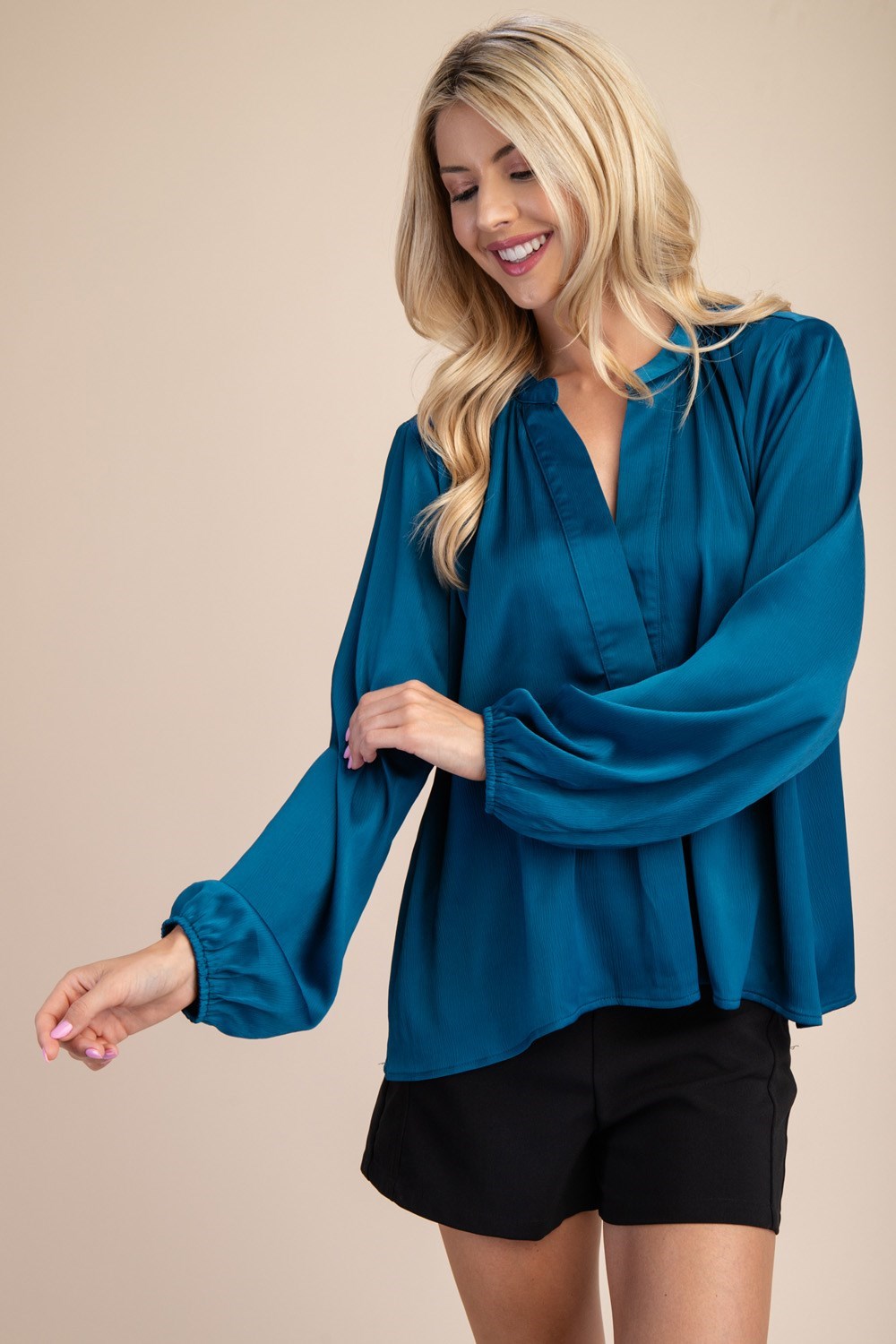 SENSIBLE ELEGANCE TOP