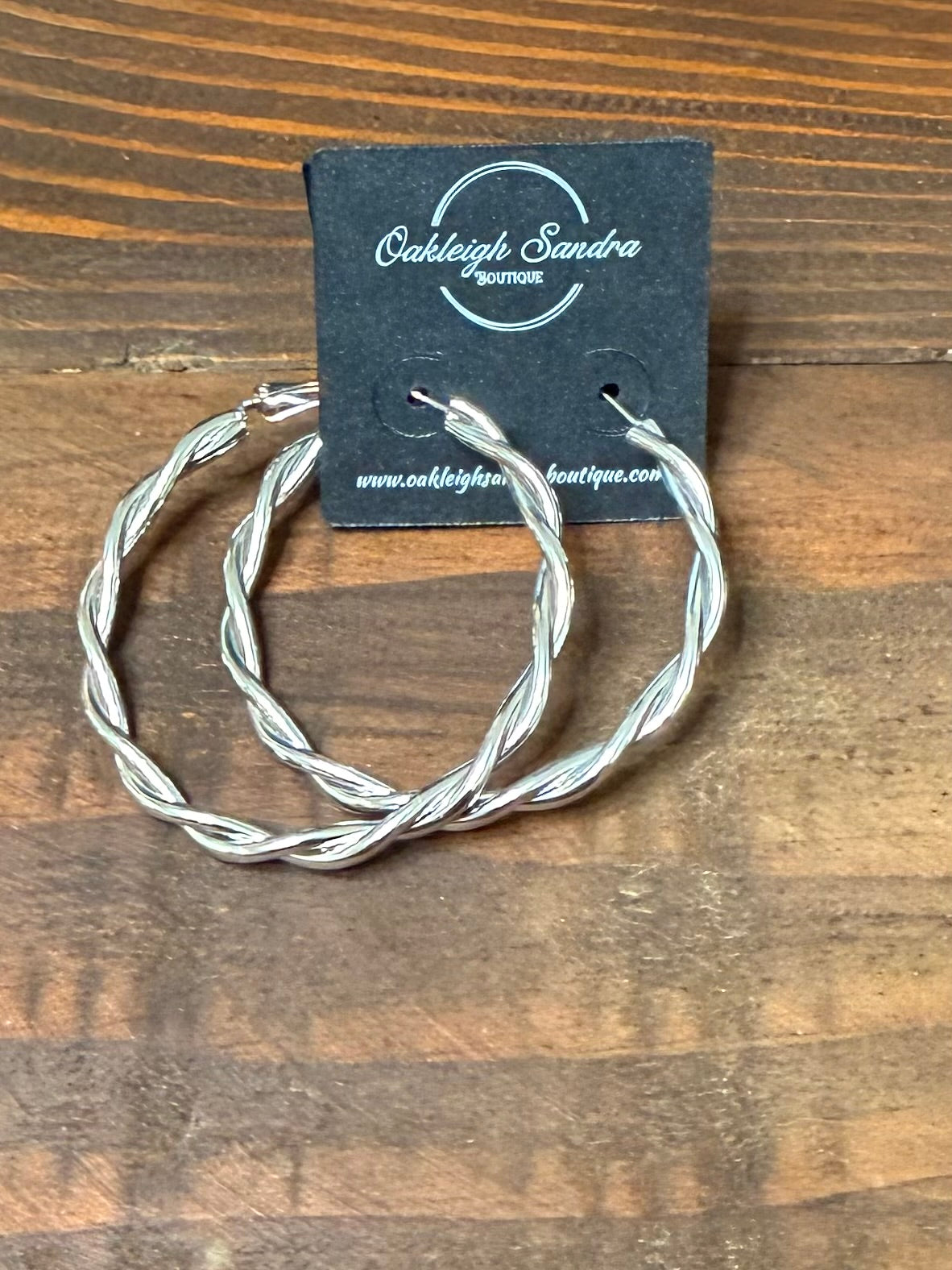 SILVER TWIST HOOP EARRINGS