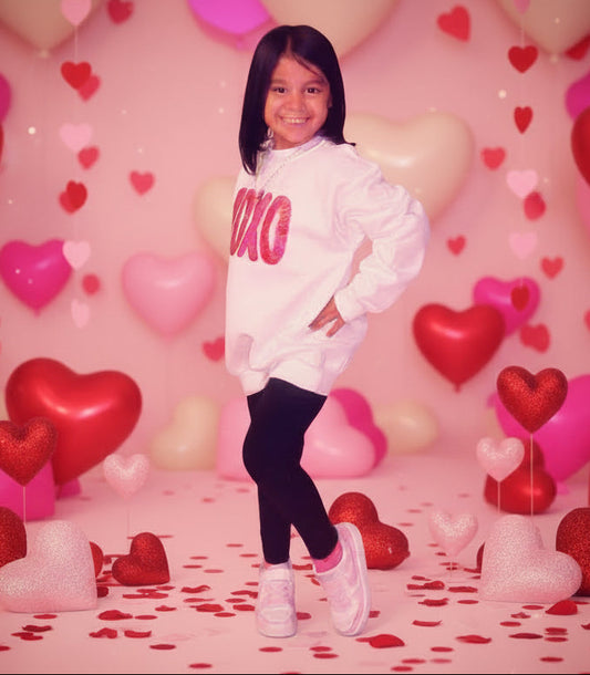 YOUTH XOXO SWEATSHIRT