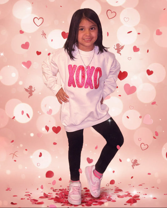 YOUTH XOXO SWEATSHIRT