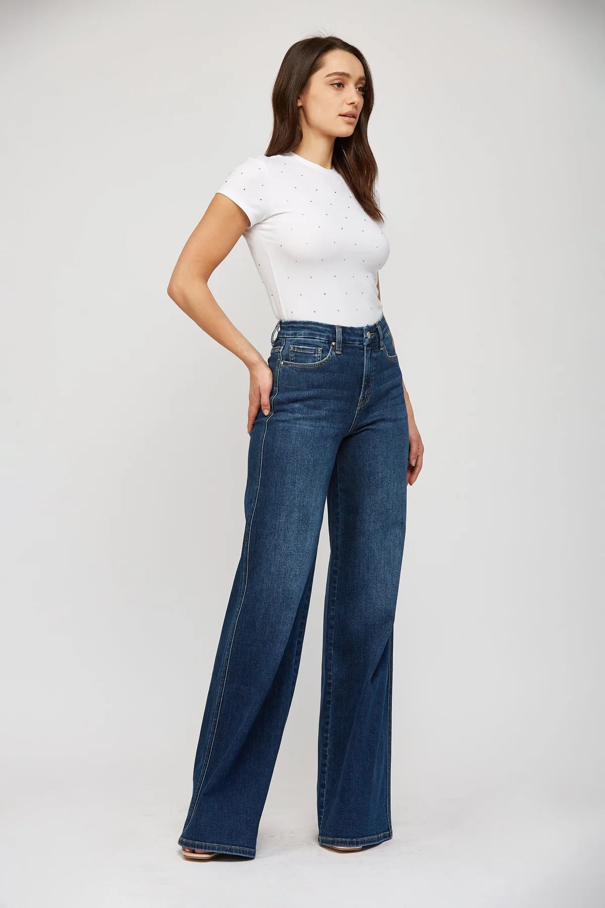 SUPER HIGH RISE SKATER JEAN