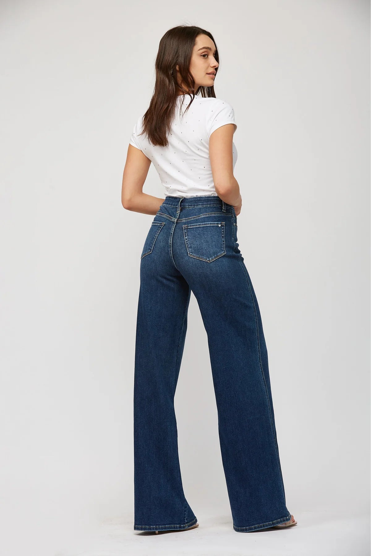 SUPER HIGH RISE SKATER JEAN
