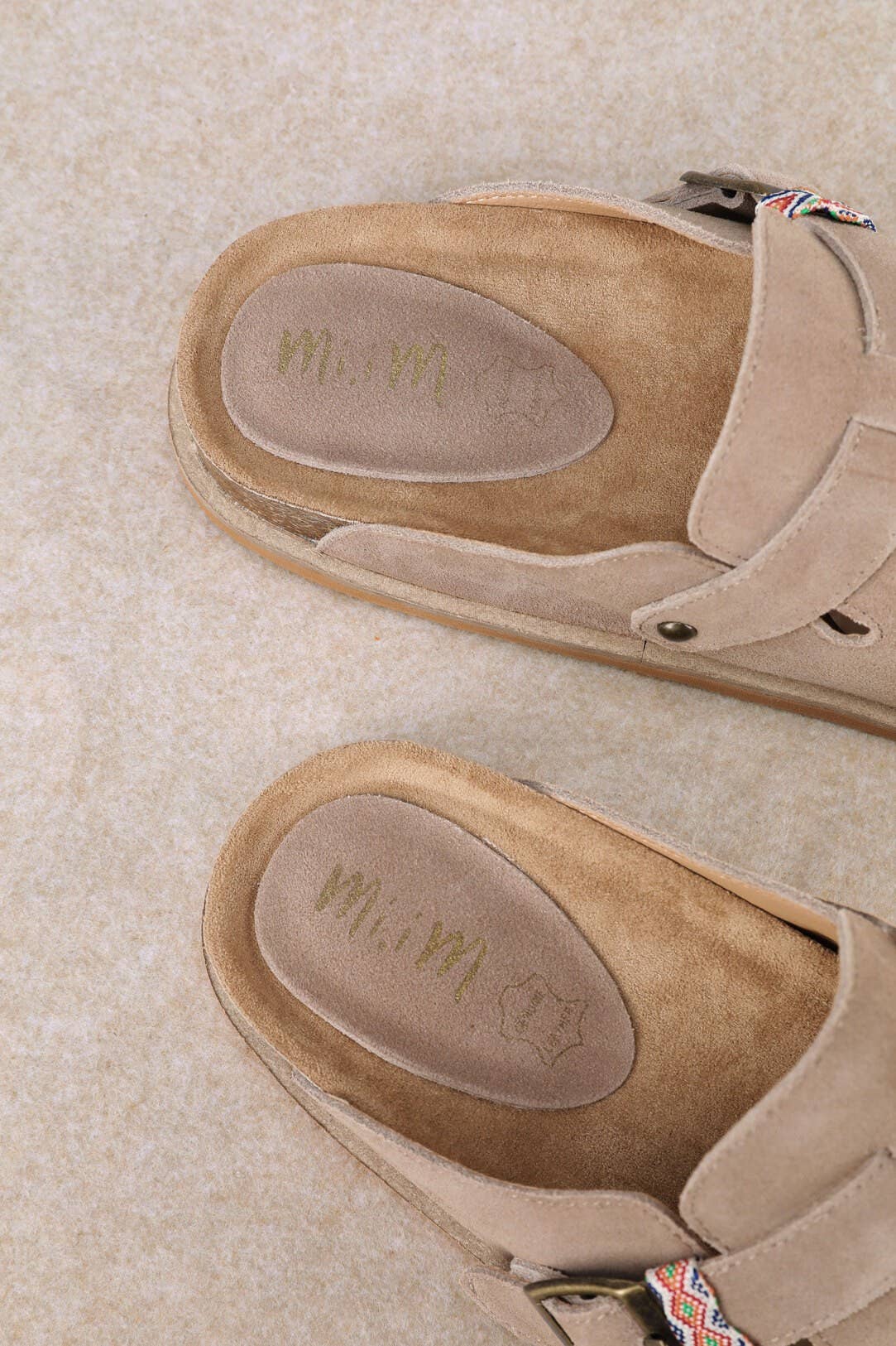 CAPRI SUEDE CLOG