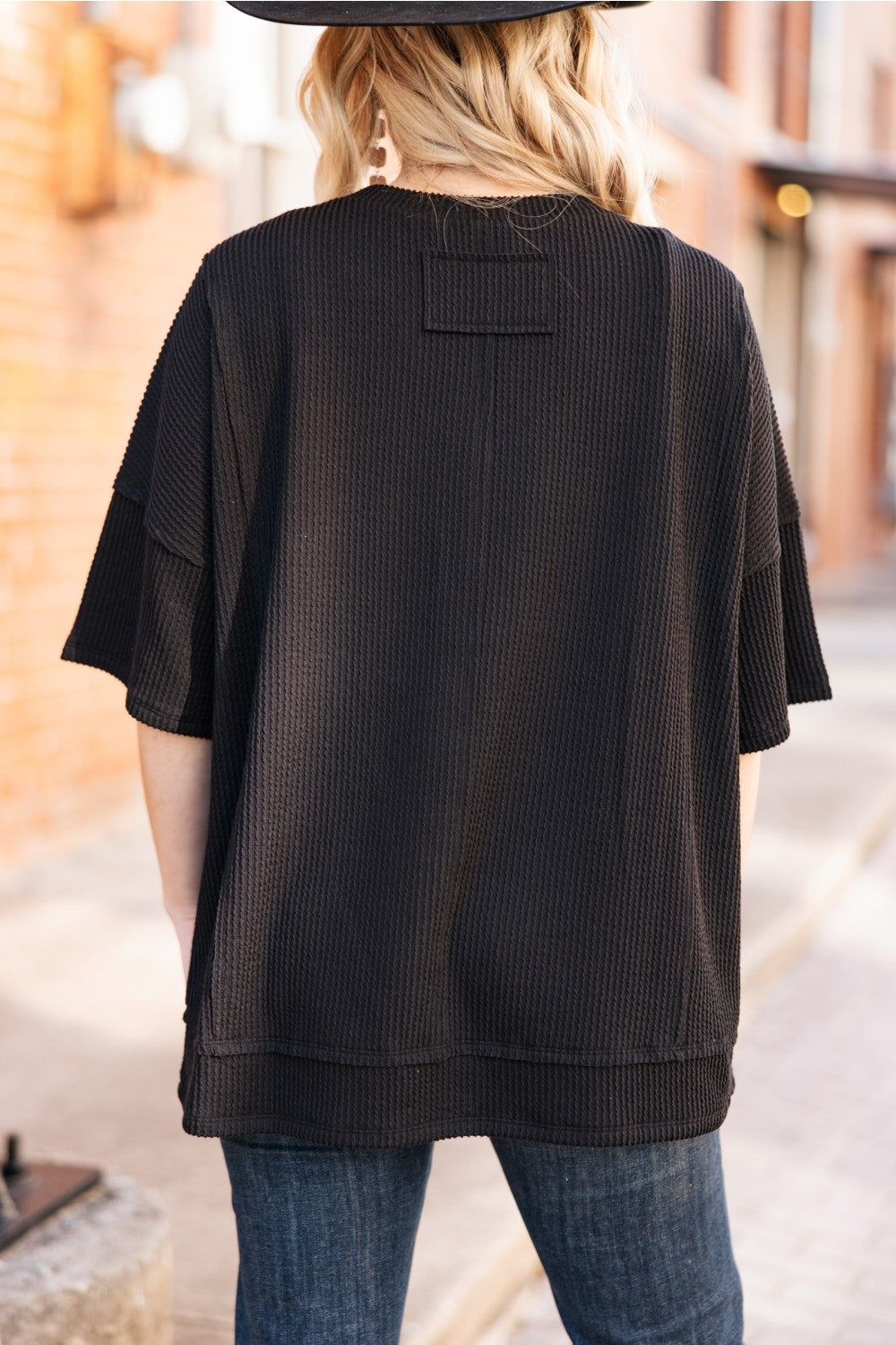 PLAYFUL TOP - BLACK