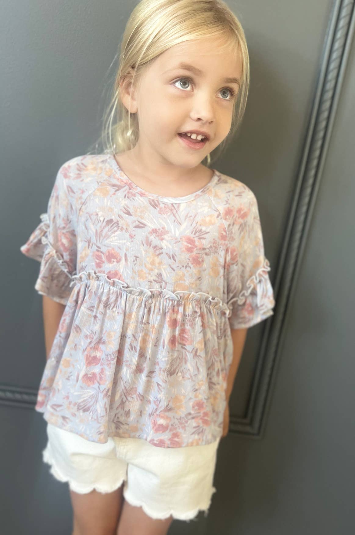 FLORAL WOVEN RUFFLED TOP