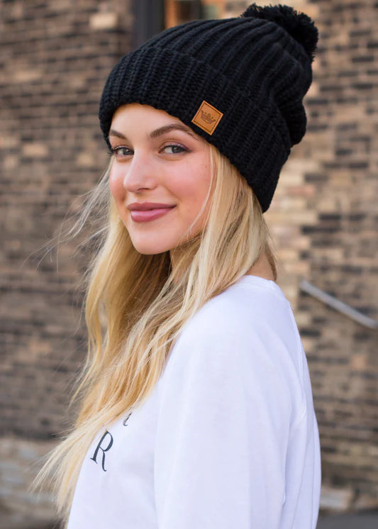 BLACK SLOUCHY KNIT HAT