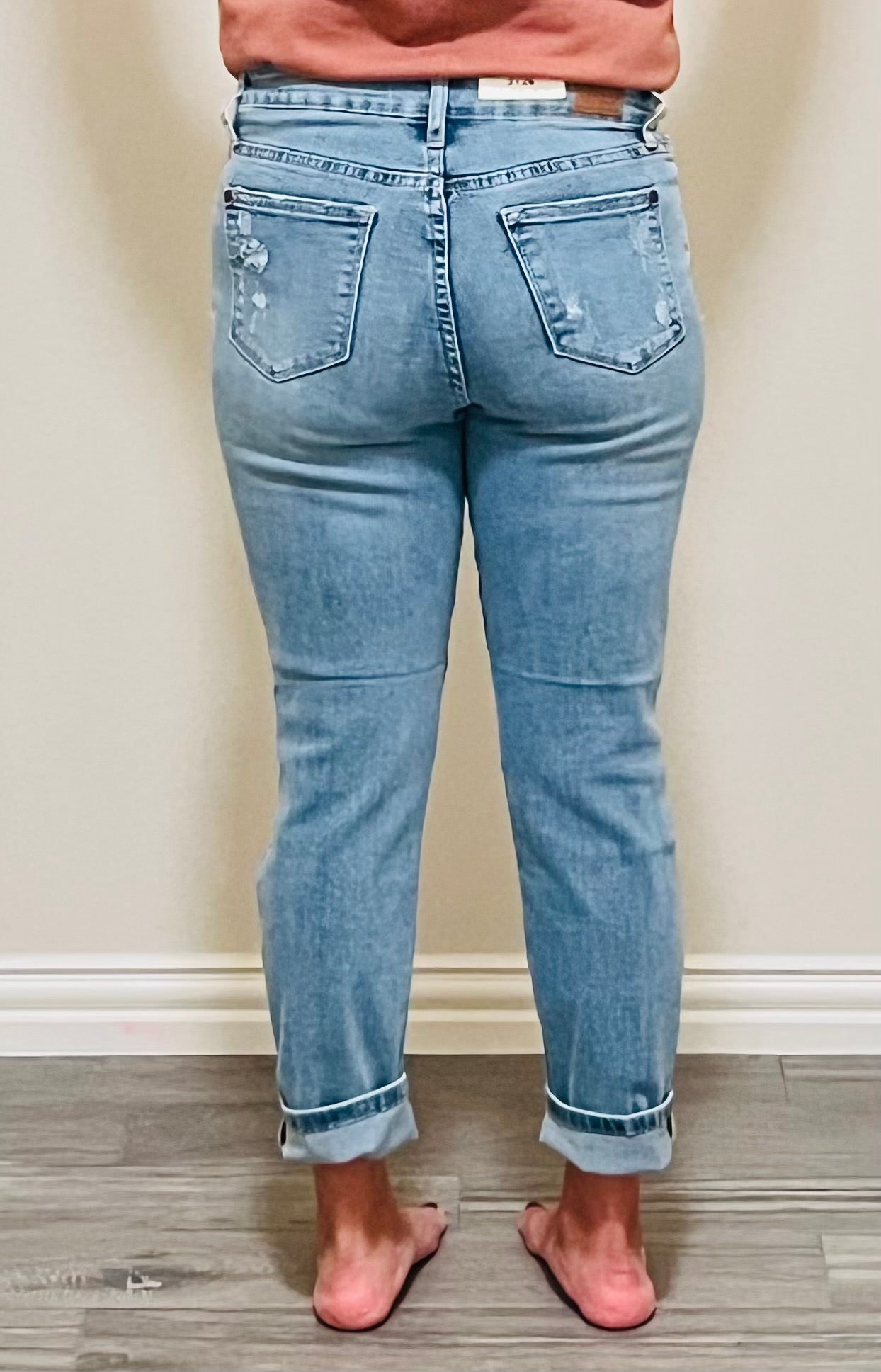 JUDY BLUE DESTROYED BOYFRIEND JEANS