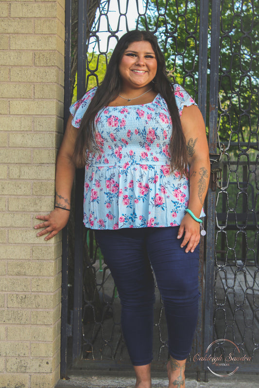 PLUS FLORAL PRINTED SMOCKED TOP - LIGHT BLUE