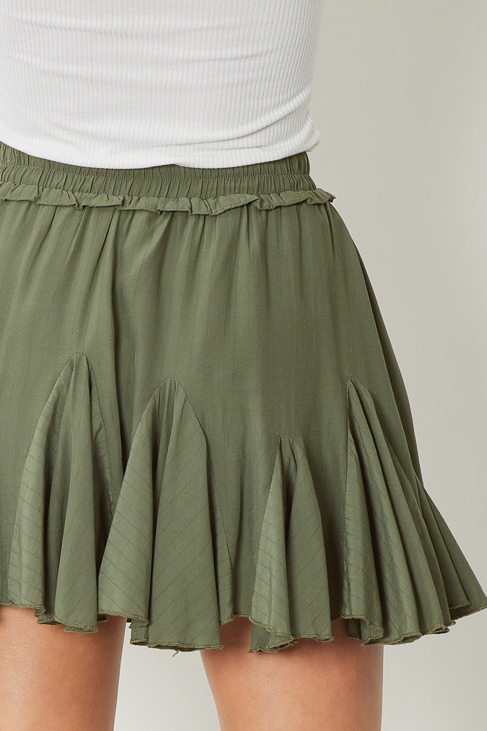 FLIRTY SKIRT - OLIVE