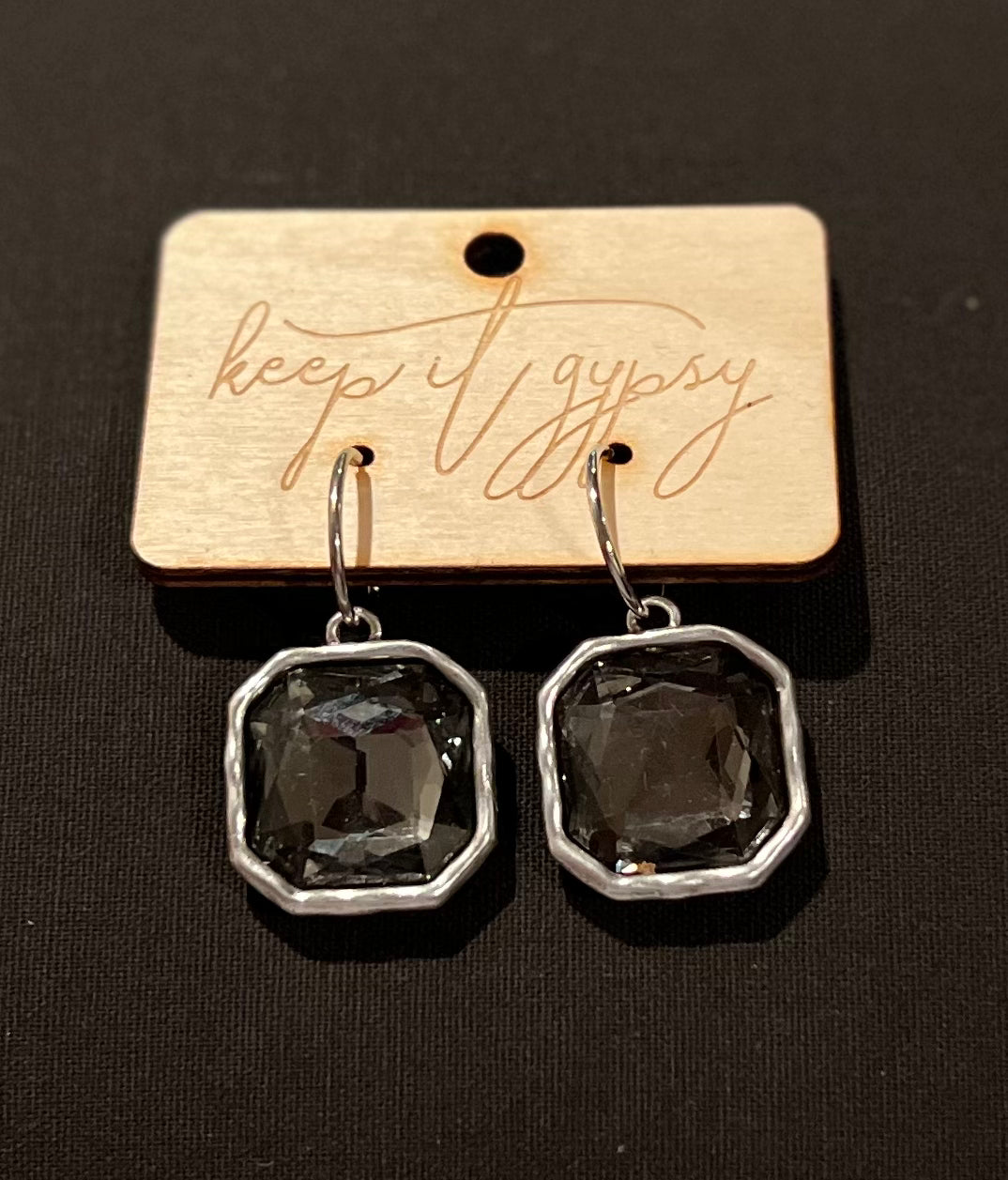 BLACK CRYSTAL EARRINGS